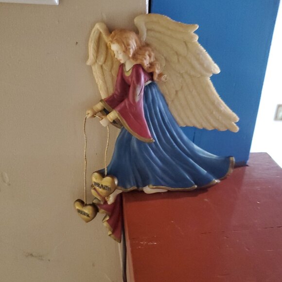 HOUSE OF LLOYD 1998 Vintage Resin Angel Seek Peace Wall / Door Frame Sitter - Picture 5 of 7